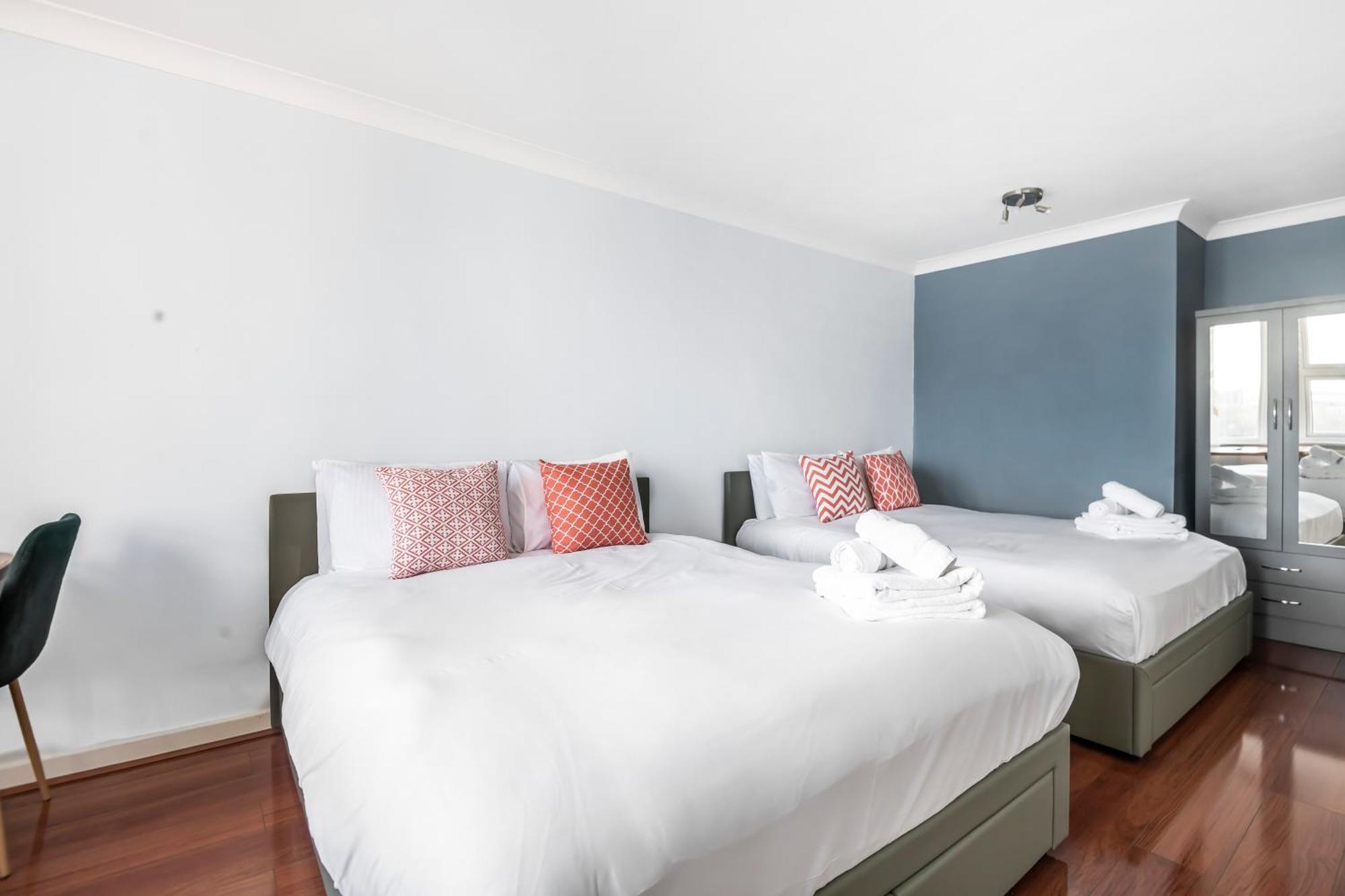 Stunning Massive Bedroom +Direct Thames River View لندن المظهر الخارجي الصورة
